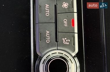 Седан Audi A8 2012 в Днепре