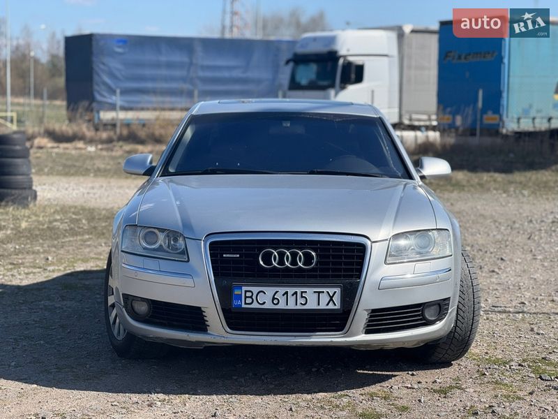 Седан Audi A8 2007 в Львові