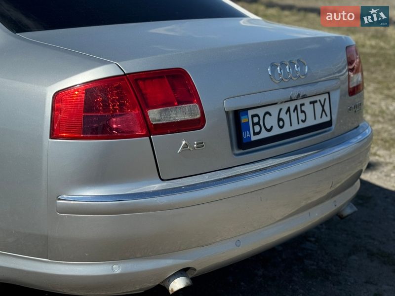 Седан Audi A8 2007 в Львові