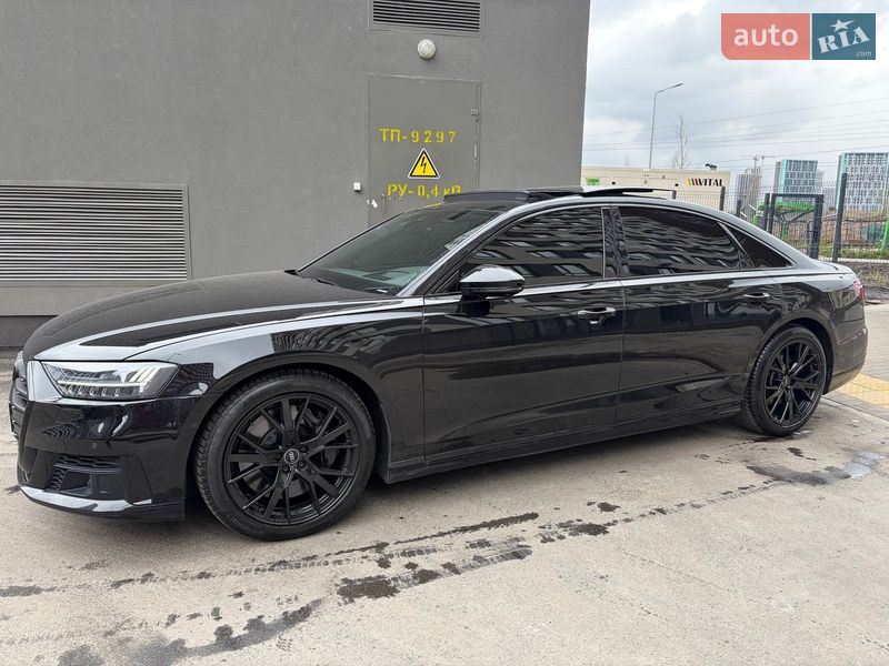 Седан Audi A8 2020 в Києві