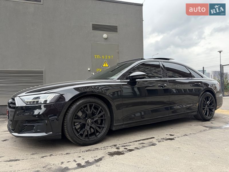 Седан Audi A8 2020 в Києві
