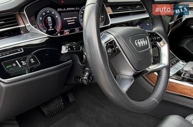 Седан Audi A8 2019 в Львові