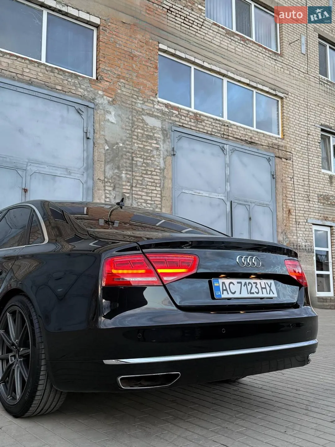 2010 Audi A8 - мініатюра 4
