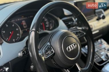 Седан Audi A8 2014 в Ровно