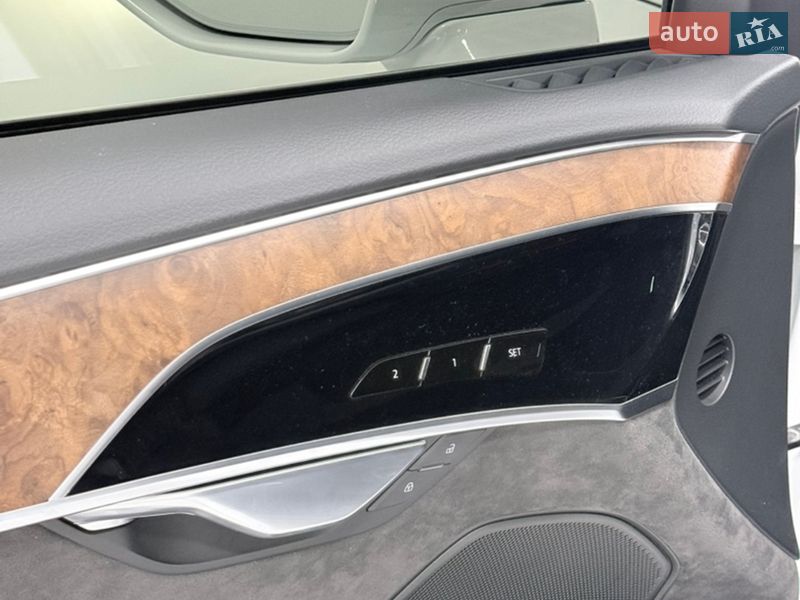 Седан Audi A8 2019 в Одесі фото 14 Седан Audi A8 2019 в Одесі