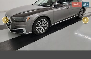 Седан Audi A8 2019 в Львові