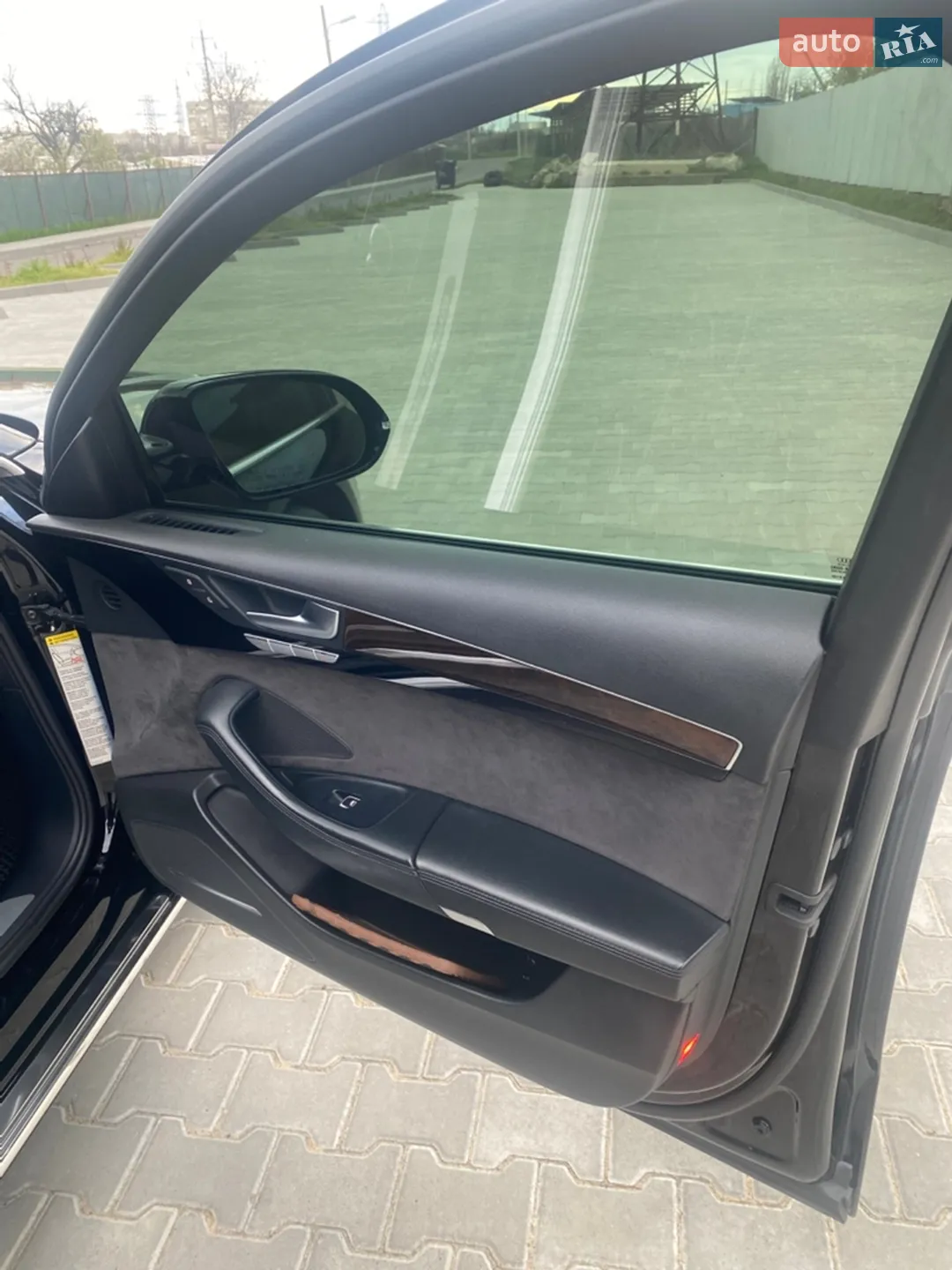 2015 Audi A8 - мініатюра 21