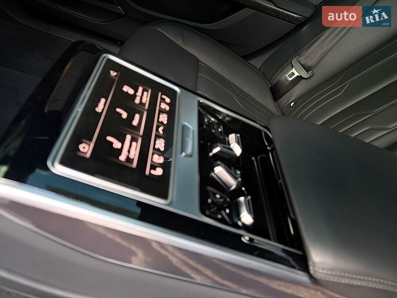 Седан Audi A8 2020 в Києві