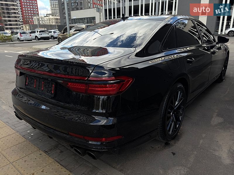 Седан Audi A8 2020 в Києві
