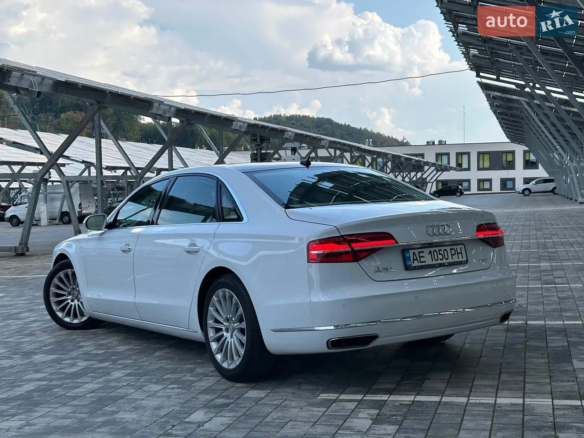 2016 Audi A8 - мініатюра 4