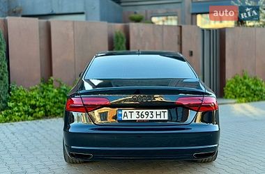 Седан Audi A8 2014 в Черновцах