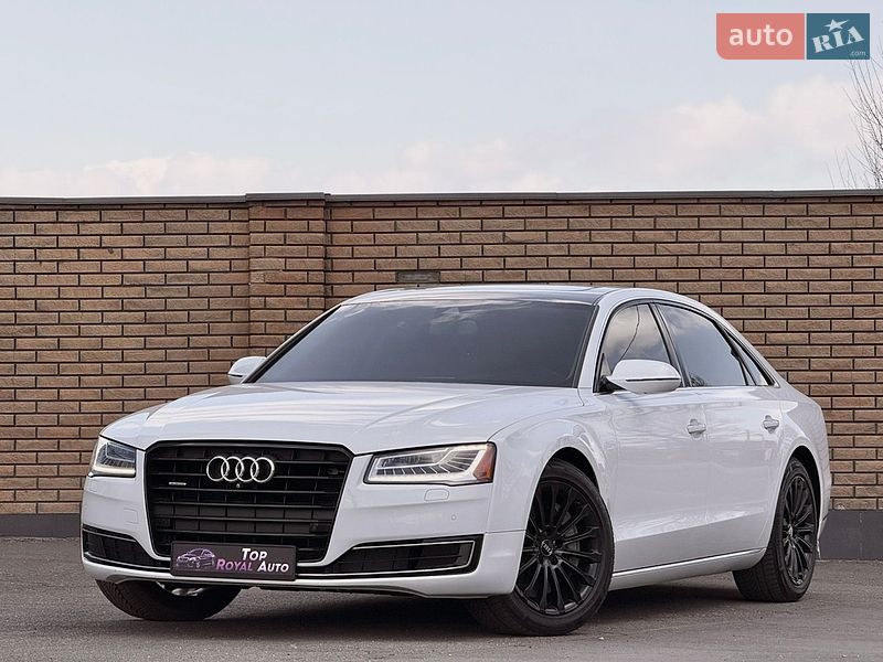 Седан Audi A8 2016 в Кривом Роге