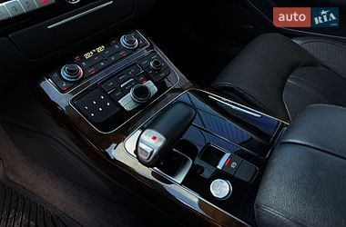 Седан Audi A8 2016 в Кривом Роге