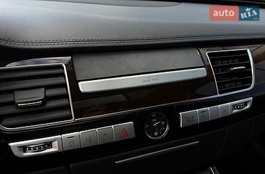 Седан Audi A8 2016 в Кривом Роге