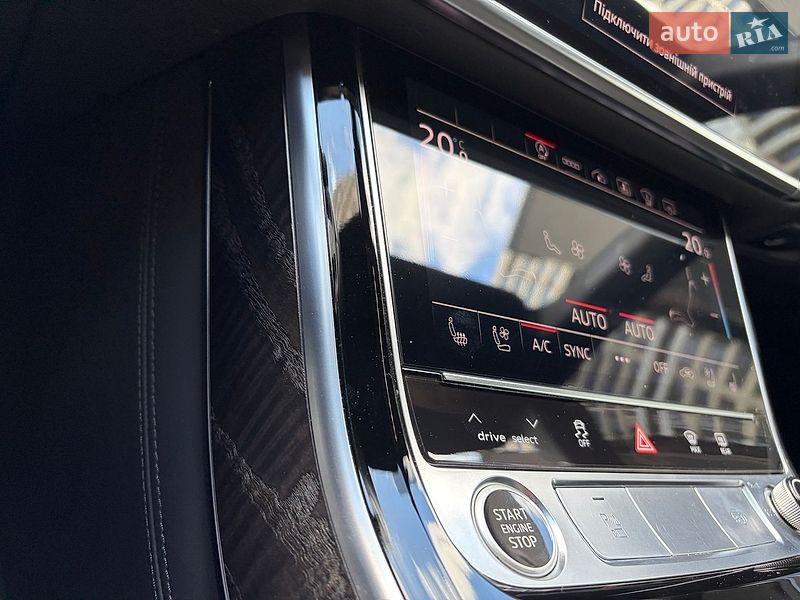 Седан Audi A8 2020 в Києві