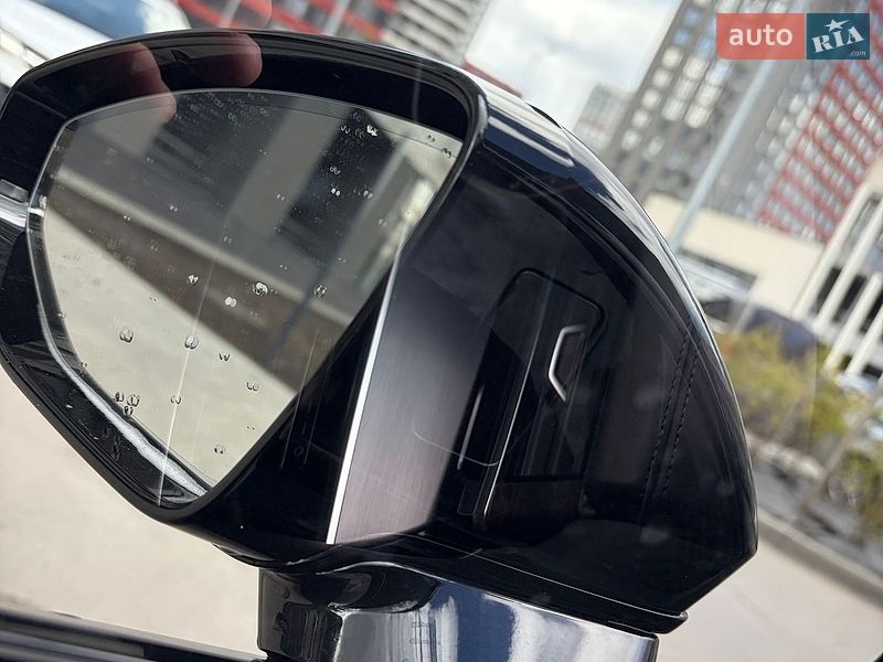 Седан Audi A8 2020 в Києві