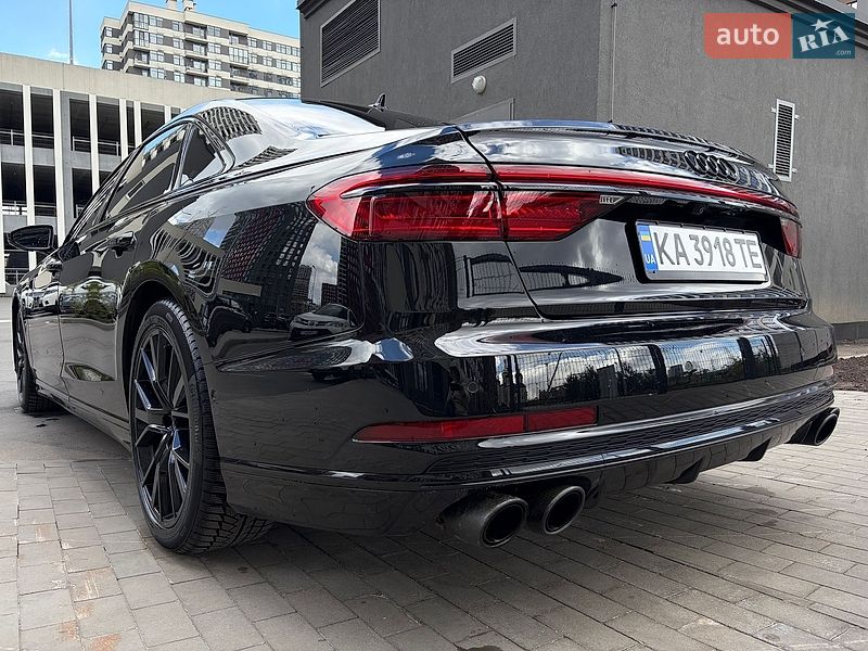 Седан Audi A8 2020 в Києві