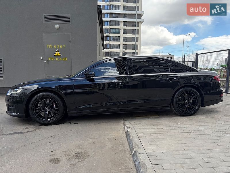 Седан Audi A8 2020 в Києві