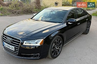 Седан Audi A8 2015 в Киеве