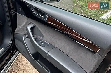 Седан Audi A8 2017 в Кропивницькому