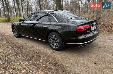 Седан Audi A8 2017 в Кропивницькому