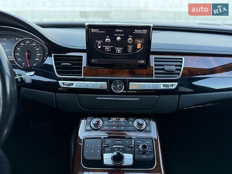 Седан Audi A8 2014 в Києві