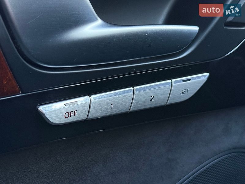 Седан Audi A8 2014 в Києві