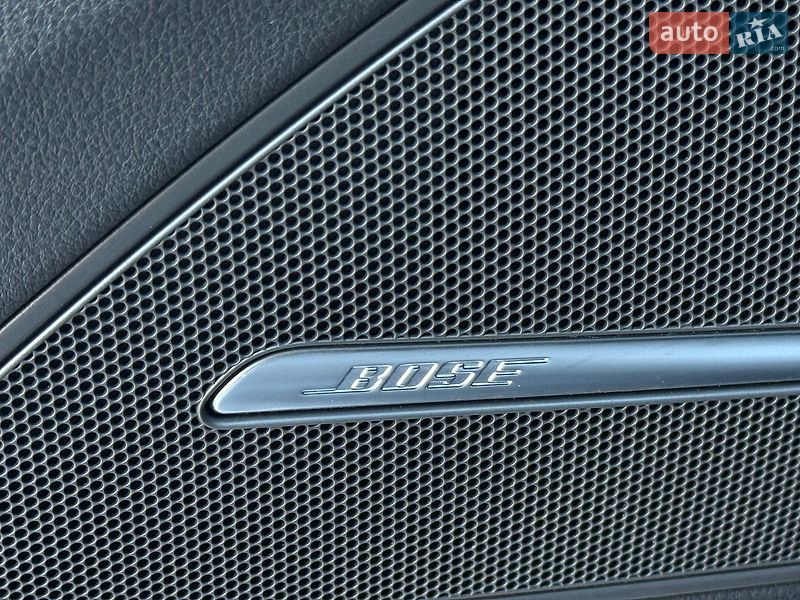 Седан Audi A8 2014 в Києві