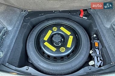 Седан Audi A8 2014 в Києві