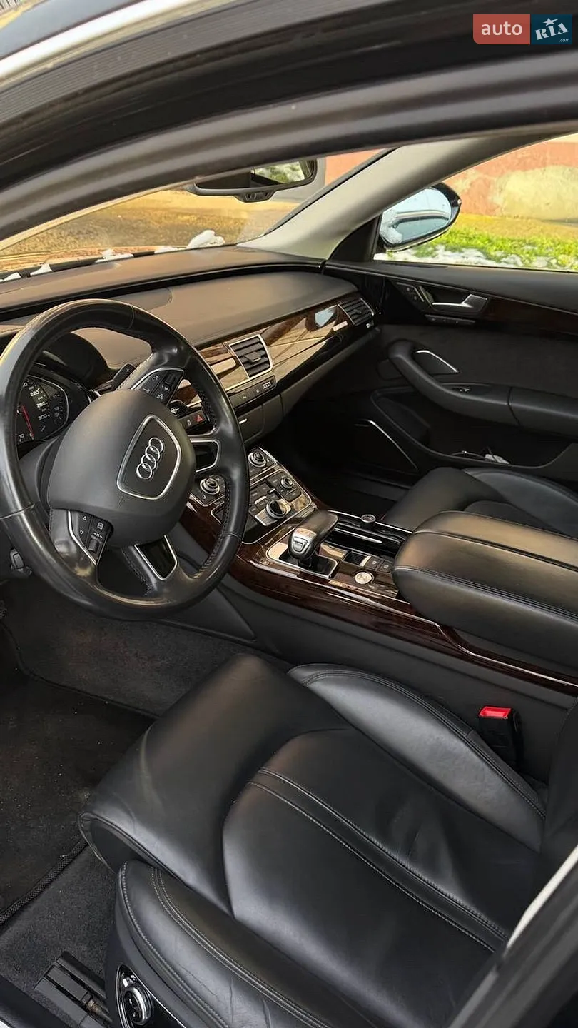 2017 Audi A8 - фото 1