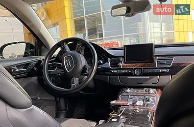 Седан Audi A8 2011 в Львове