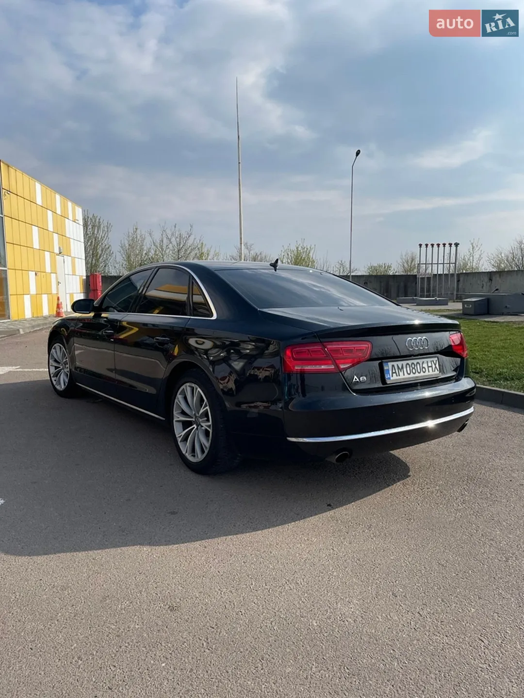 2011 Audi A8 - мініатюра 6