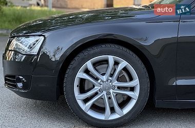 Седан Audi A8 2010 в Днепре