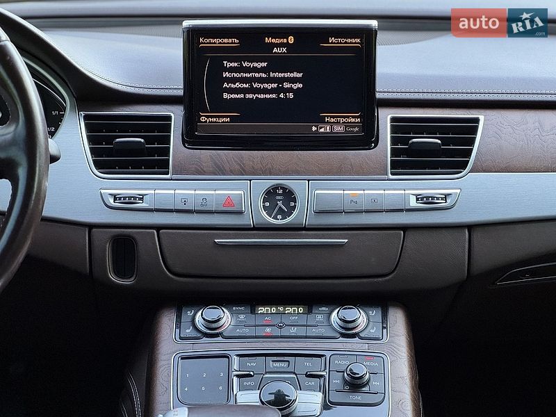 Седан Audi A8 2010 в Днепре