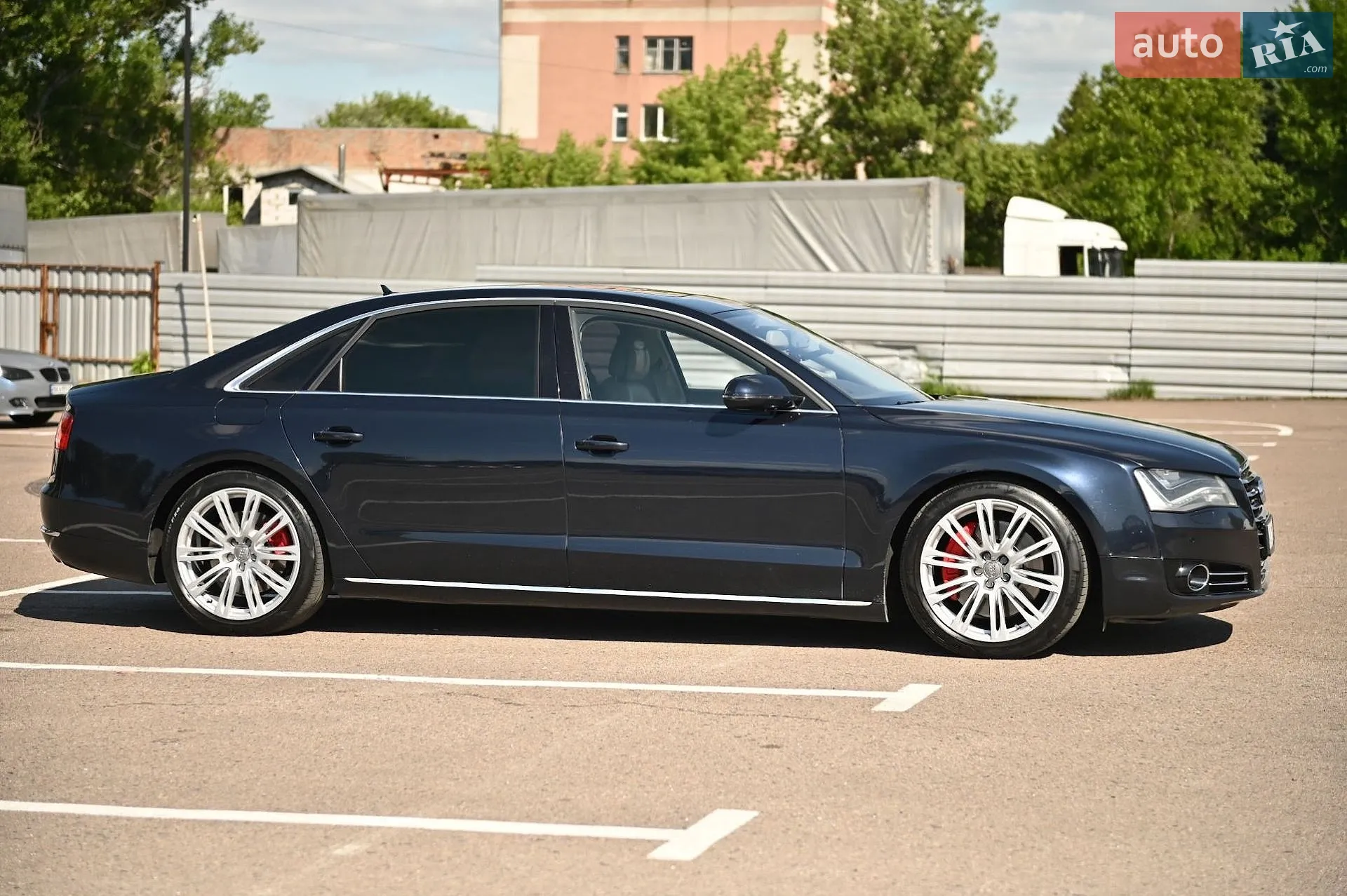 2010 Audi A8 - мініатюра 15
