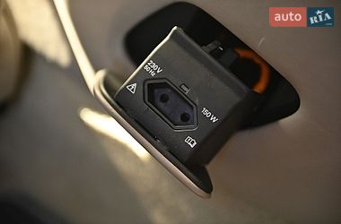 Седан Audi A8 2010 в Ровно