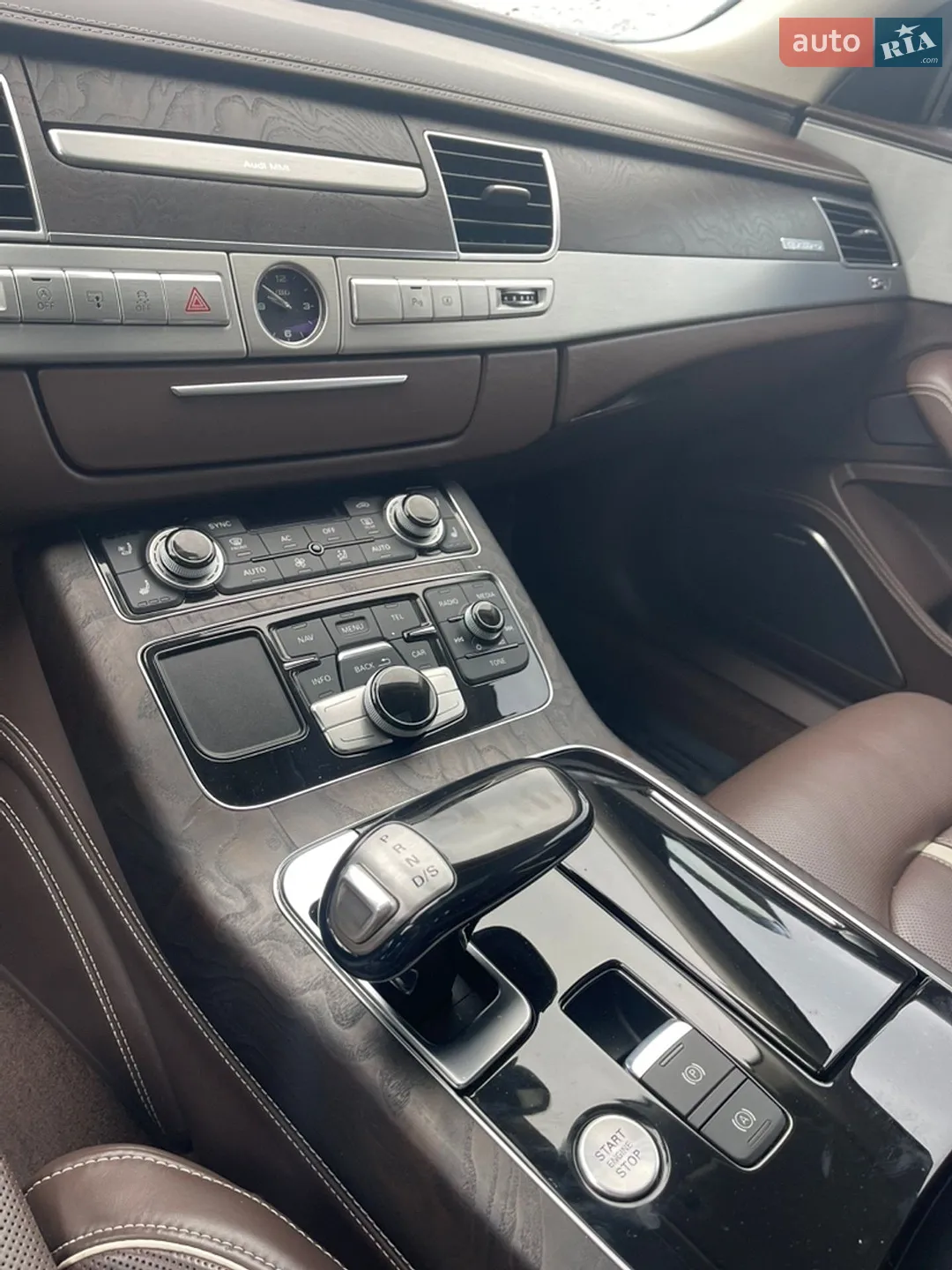 2012 Audi A8 - мініатюра 4