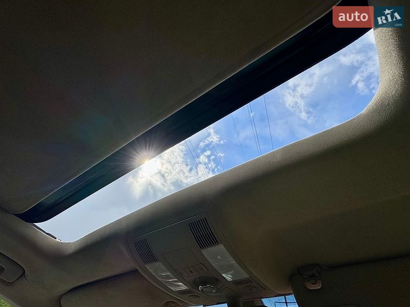 Седан Audi A8 2009 в Львове