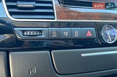 Седан Audi A8 2012 в Львові