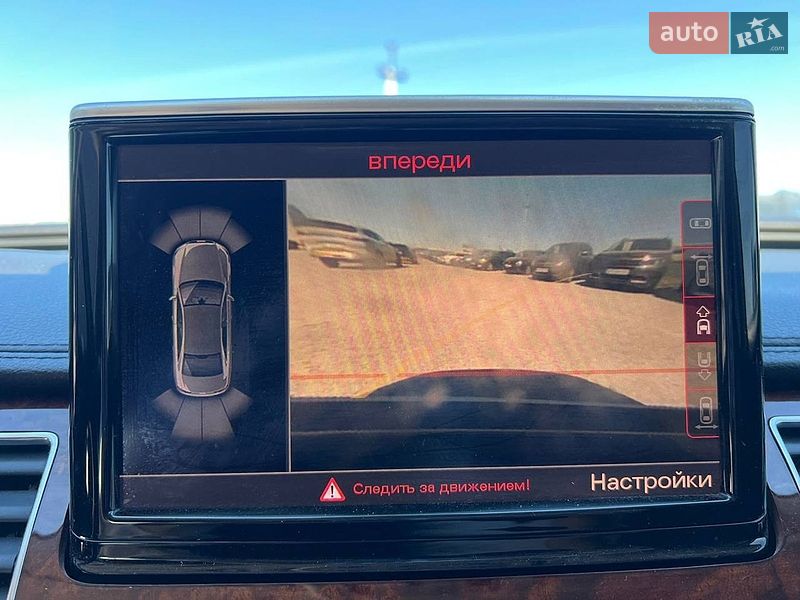Седан Audi A8 2012 в Львові