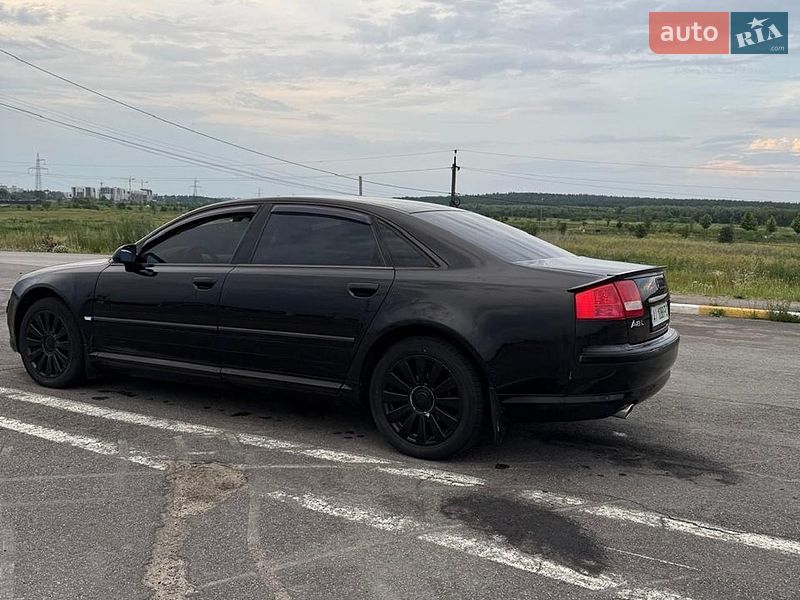 Седан Audi A8 2004 в Ирпене