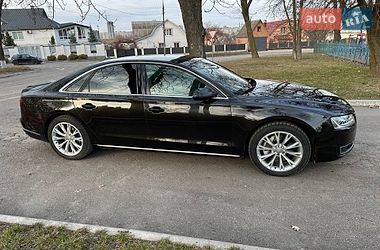 Седан Audi A8 2014 в Виннице