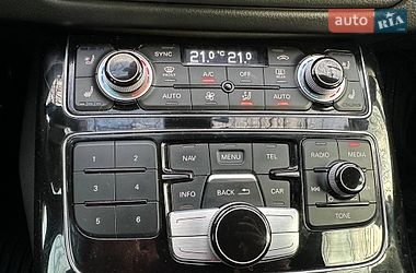 Седан Audi A8 2014 в Виннице