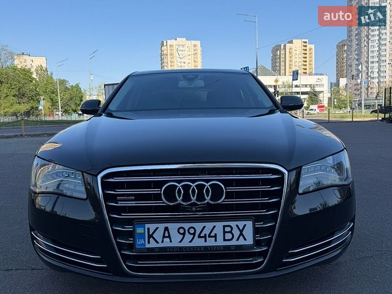 Седан Audi A8 2012 в Киеве