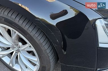 Седан Audi A8 2012 в Киеве