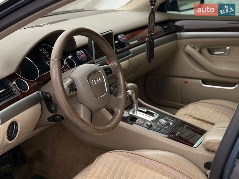 Седан Audi A8 2008 в Бобринце