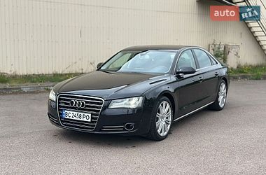 Седан Audi A8 2013 в Львове