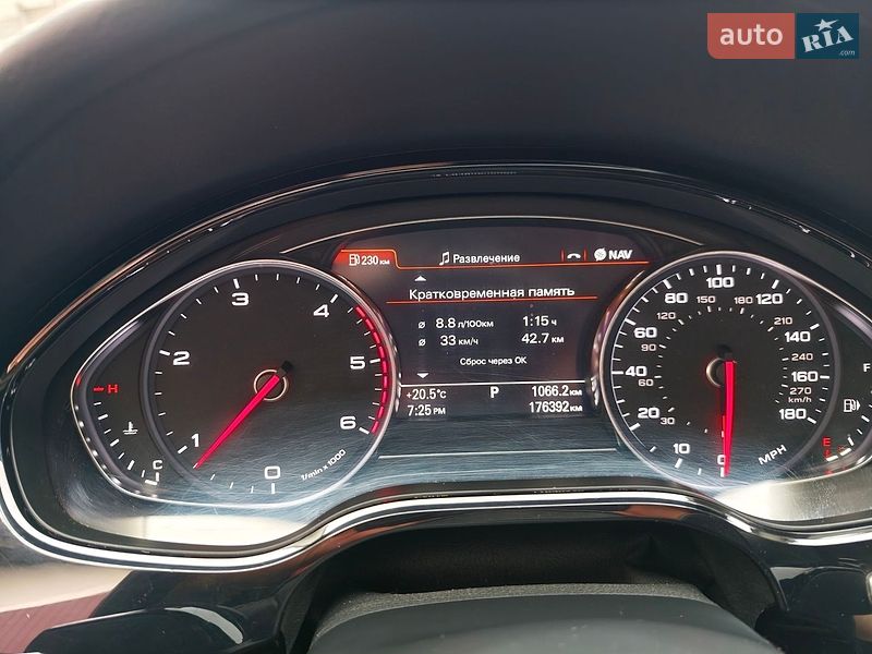 Седан Audi A8 2013 в Бердичеве