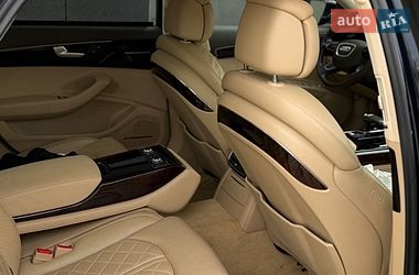 Седан Audi A8 2013 в Днепре