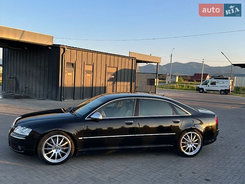 Седан Audi A8 2006 в Тячеве